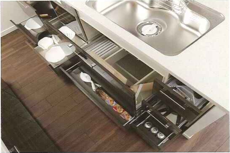 シティタワー天王寺真田山のスライド式収納